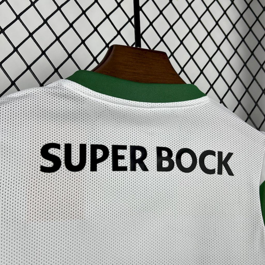 Kit Enfant Sporting 25/26