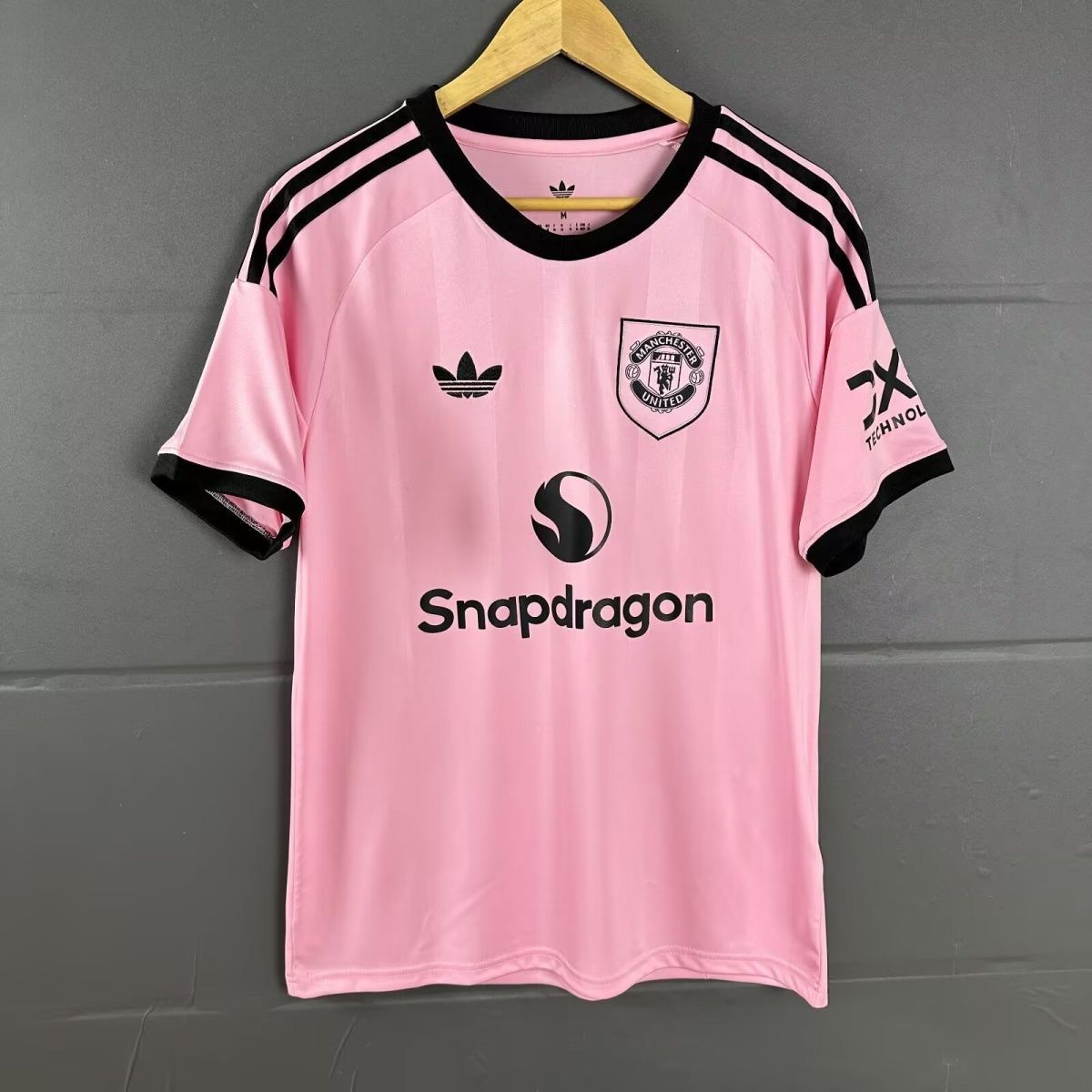 Maillot Manchester United Rose 2025/26