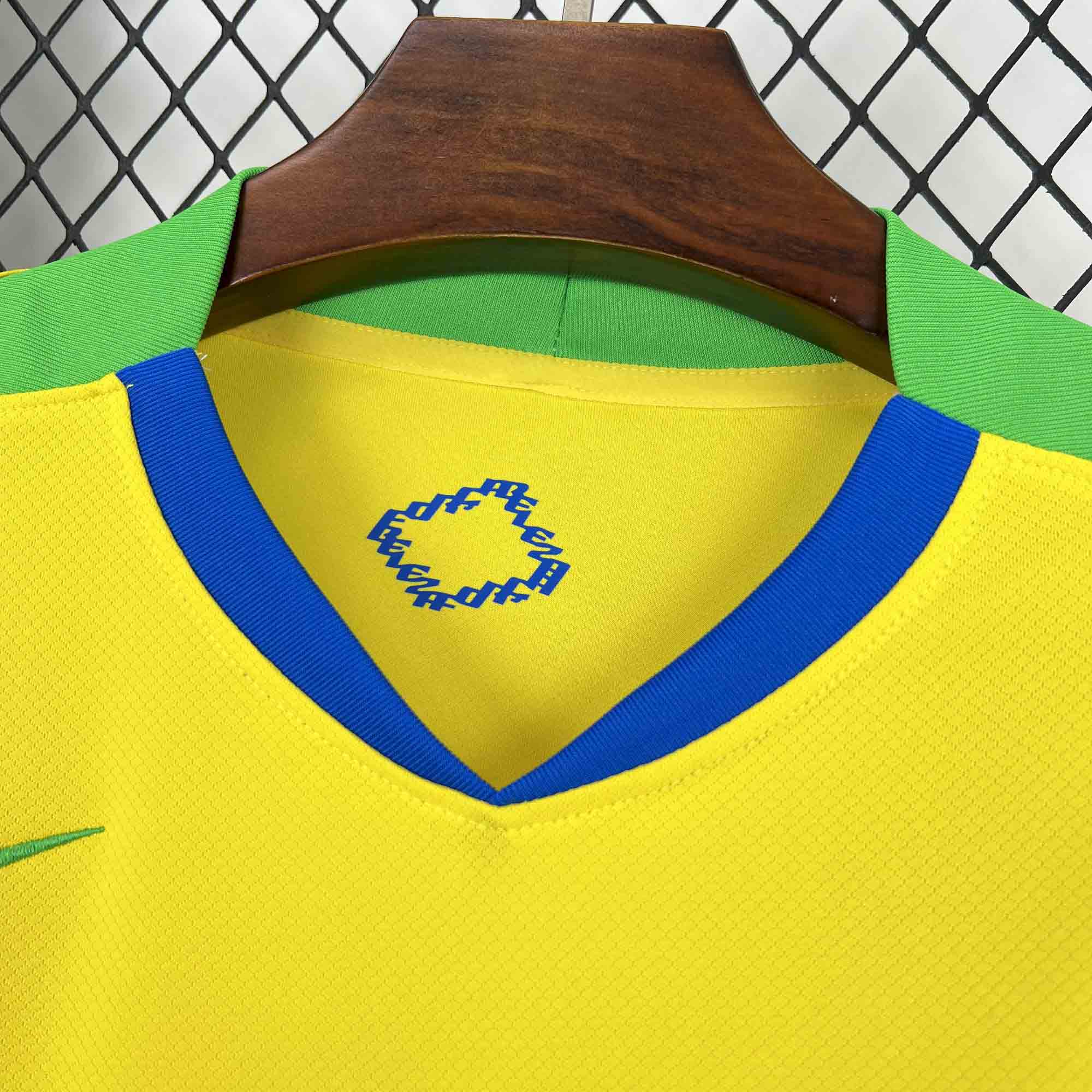 -Maillot Brésil Domicile 2025
