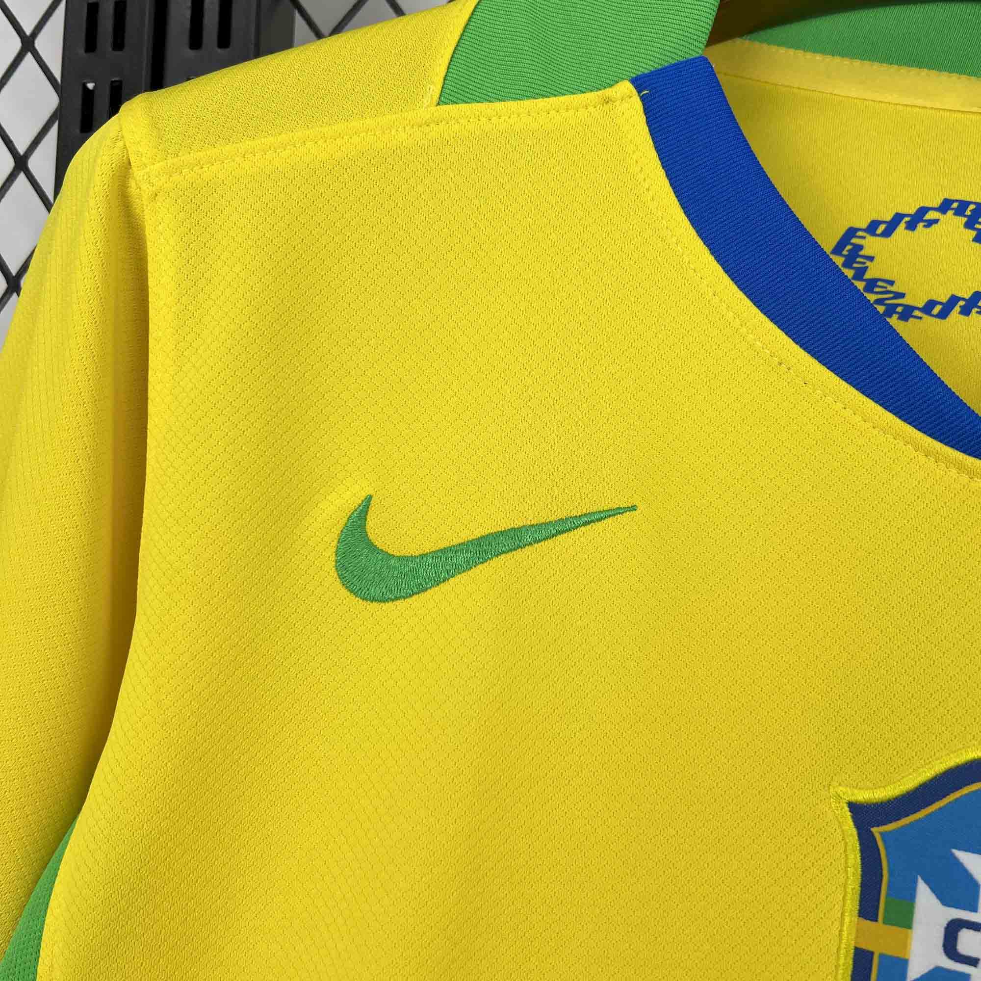 -Maillot Brésil Domicile 2025